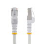 StarTech.com Câble Ethernet CAT6a 50cm - Low Smoke Zero Halogen (LSZH) - 10 Gigabit 500MHz 100W PoE RJ45 S/FTP Cordon de