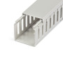 StarTech.com Chemin de Câbles PVC avec Couvercle - 50mm W x 50mm H - Longueur 2m - Slots Parallels 8mm, Goulotte Cache Câble