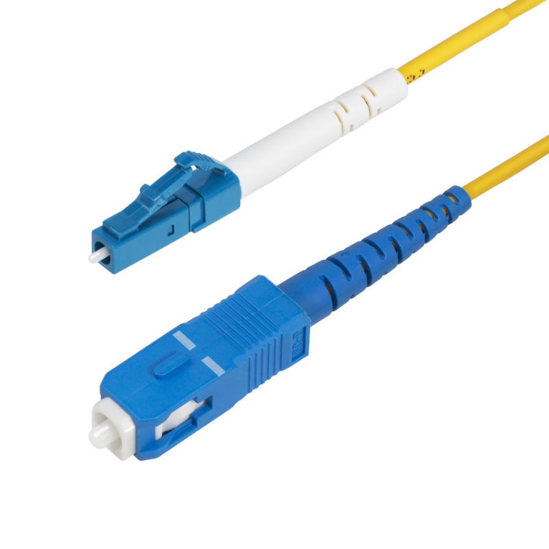StarTech.com Câble Fibre Optique de 2m Simplex Monomode LC à SC (UPC) OS2, 9/125µm, 40G/100G, Cordon Fibre Optique, Insensible