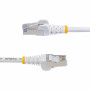 StarTech.com Câble Ethernet CAT8 Blanc de 2m, RJ45 Snagless, 25G/40G, 2000MHz, 100W PoE++, S/FTP, Fil de Cuivre Pur 26AWG,