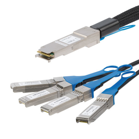 StarTech.com Câble QSFP+ vers 4x SFP+ à connexion directe conforme à MSA - Cordon DAC Twinax de 3 m